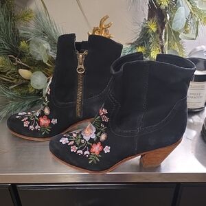 Sam Edelman Black Floral Heeled Boots